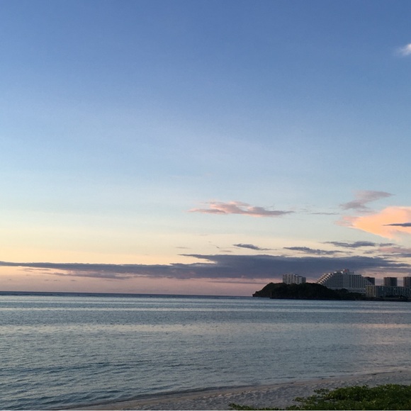 LIVE - Picture 7 of 10